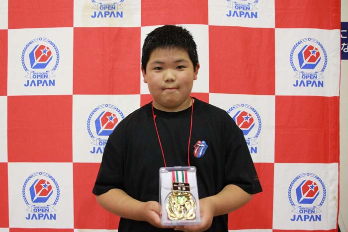 ジュニアソフトダーツトーナメント シングルス 優勝者